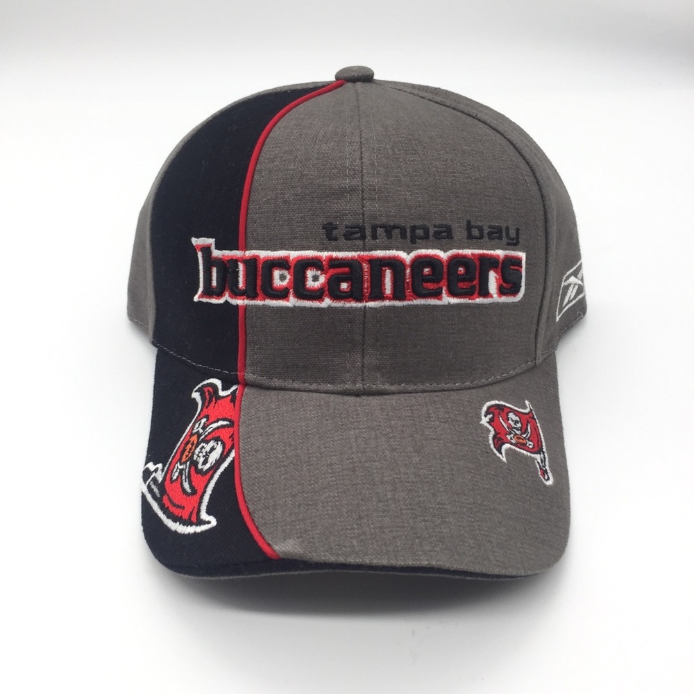 Vintage Tampa Bay Buccaneers Strapback Hat